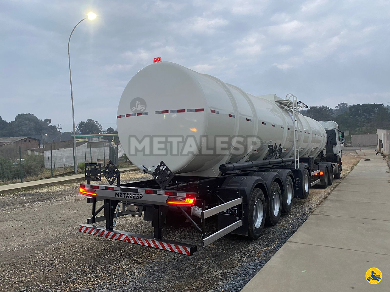 TANQUE AÇO de Metalesp Implementos